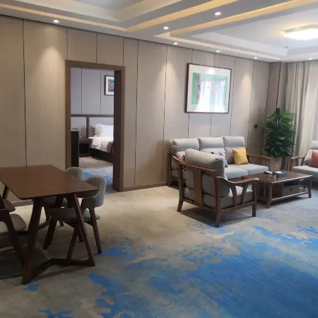 Majiang Deep Blue Hotel