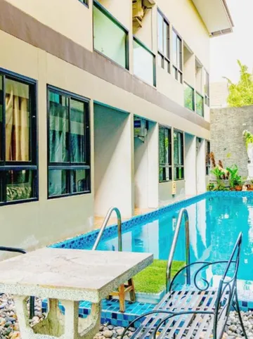 รูปภาพของเดอะ พูล รีสอร์ท