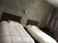 Longquan Jiutian Hotel