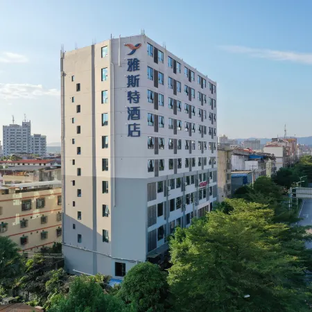 Yeste Hotel