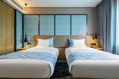 Yeste International Hotel