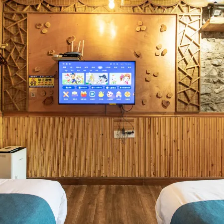 Yingde 25℃ Shizhu Homestay (Yingxi Fenglin Corridor Branch)