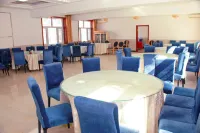 Jiamusi Number Nine Hotel (Railway Station Central Hospital)
