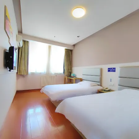 Grace Inn Hotel (Jinan Railway Station Square) Отели рядом с достопримечательностью «Железнодорожная станция Цзинань»