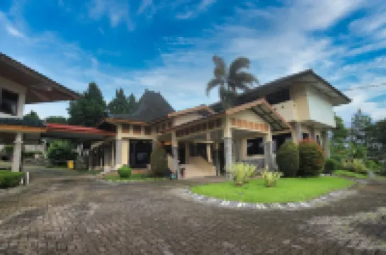 Votel de bandungan by Azana バンドゥンガンのホテル