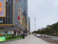 Chaoxi Homestay (Yiyang Avenue Xiongsen International Branch)