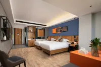 Hill Hotel (Summer Plaza Gymnasium)