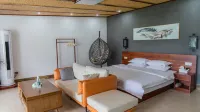 Huangyao Ancient Town Fenglin Yashe Inn  호텔