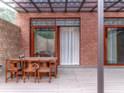 Baimaling Hot Spring Kangyang Sayucheng Hotels in Riwoche County