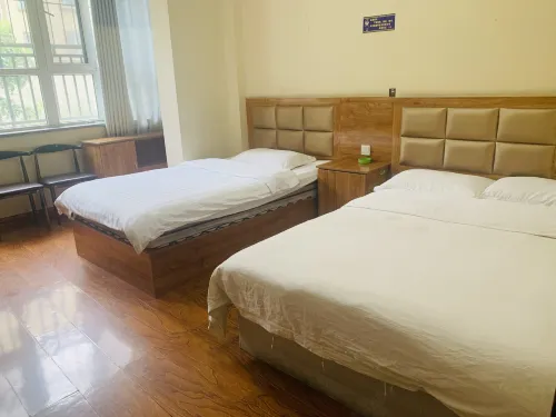 Yinchuan Ruijing Hotel - Inns