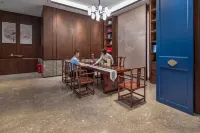 TILL BRIGHT HOTEL LENGSHUITAN DIAN - parking