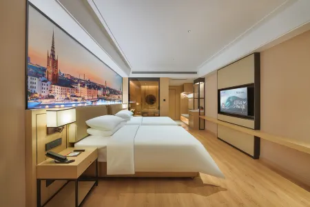 Vienna Hotel (Debaijin Street, Dezhou Plain) Отели в г. Пинюаньсянь