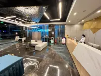 UFUN Light Hotel (Yulin International Convention and Exhibition Center Yuntian Cultural City)