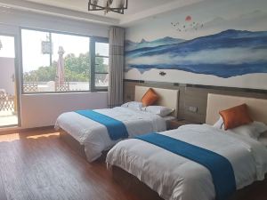 Jinting Laohe Jibanyuewan Homestay