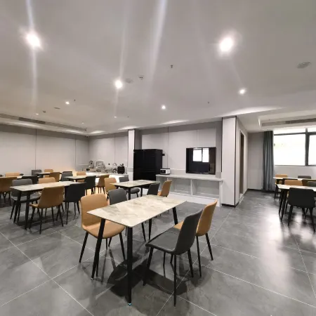 Shengshi Time Hotel