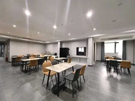 Shengshi Time Hotel Отели рядом с достопримечательностью «Qinglong Cave»