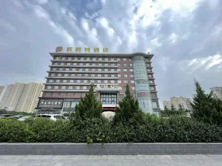 Yimei Hotel (Changzhi West Passenger Transport Station) Отели рядом с достопримечательностью «Changzhi Experimental Middle School»