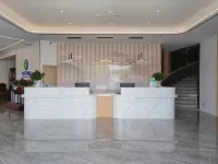 China Youth International Hotel