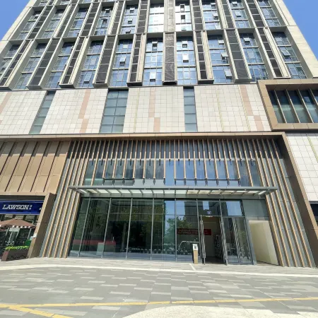 Qinglan Audiovisual Apartment (Ningbo Convention and Exhibition Center High tech Baolong Branch)