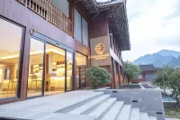 BBRA SHANGRI-LA Hotels in Rongjiang