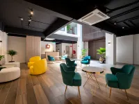 Matata Hotel Kota Kinabalu Отели рядом с достопримечательностью «Торговый центр Wisma Merdeka»