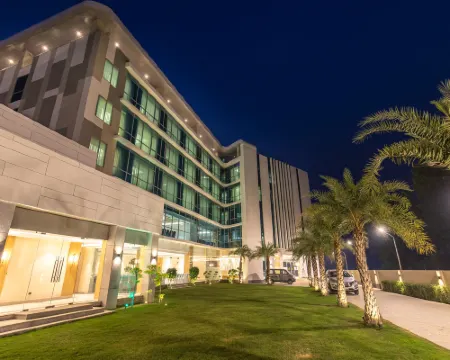 ホテル シライチュリ チトワンのホテル