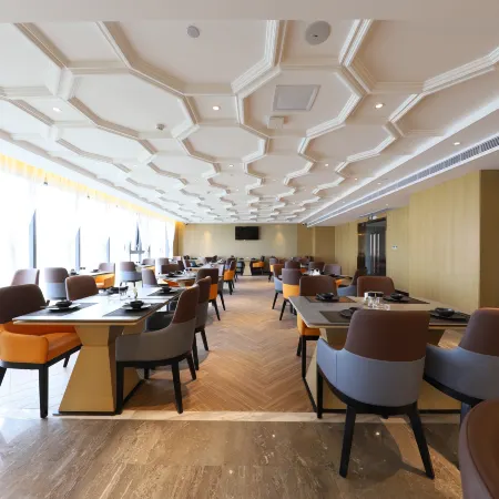 Vienna International Hotel Yuxi Nie Er Music Plaza Store