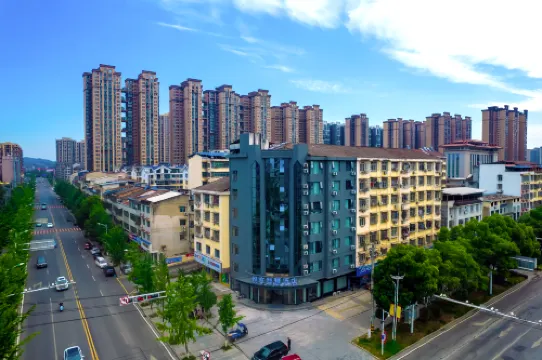 悅享智慧飯店（赤壁高鐵站店）