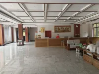 Rucheng Deshou Hill Hotel