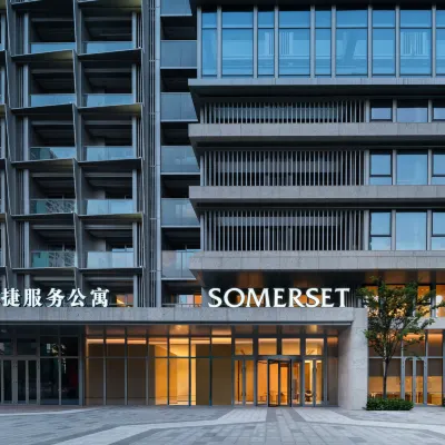 Somerset Pudong Riverside Shanghai Hoteles cerca de Puente Yangpu