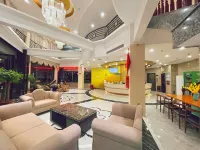 Jinghua Hotel (Dongxing Port)