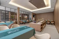 Heqing Tengyuan Hotel