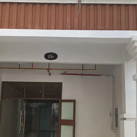 Caihong Apartment