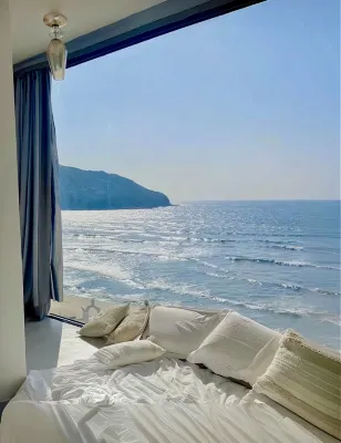 Bluc Ocean and Bluc Bay Apartments