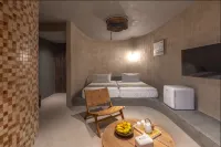 Caoyuan Volcano Hot Spring Hotel - Hot Springs