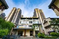 ยามเมื่อแสงไฟยามเย็นส่องสว่าง