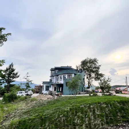 Shanju Leyuan Homestay