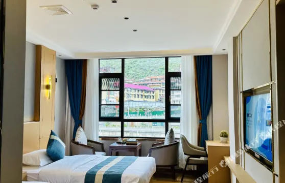 新龍印象新龍主題酒店