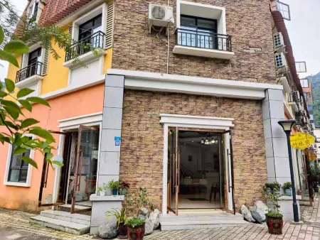 Zhulin Garden, Bailu Town Отели рядом с достопримечательностью «Gexian Mountain»