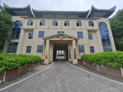 Jiugong Mountain Highway Hotel Hotel a Jiugong Mountain