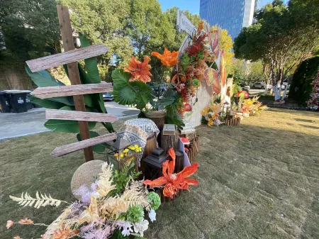 Shanghai Jiading Xien Hotel Отели рядом с достопримечательностью «Qiuxia Garden»