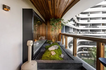 MERI SEAVIEW HOTEL SHENZHEN Отели рядом с достопримечательностью «Yantian International Container Port»