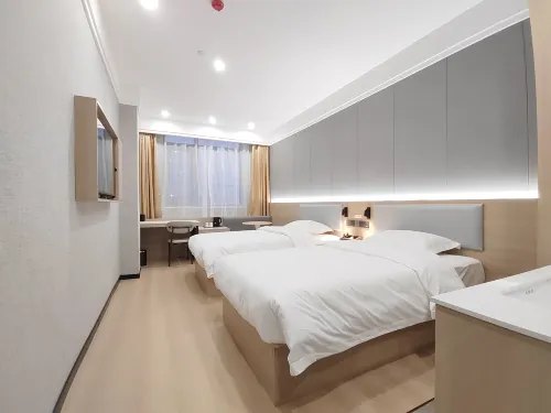 Home UP Huayi Selected Hotel (Bayiji Town Branch, Pizhou, Xuzhou) - 2-Star