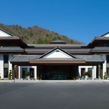 QinYuan Hotel