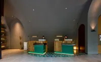 映居ホテル 成都（熊猫基地竜潭寺地下鉄駅）