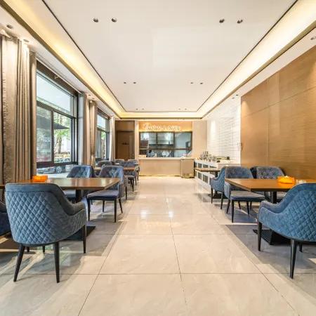 Boman Hotel (Changde Da Xiaohe Street Branch, Changde University of Arts and Sciences)