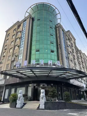 Yixuan Hotel (Shangrao Guangfeng High-tech Development Zone) Hotels near Yongfeng Bridge