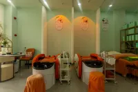 Yilu Fanhua · Jianshan | Full View 360° Snow Mountain Scenic Designer Resort Hotel - ที่มีสปา