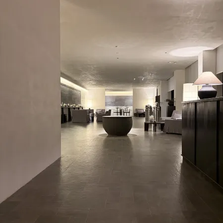 ARAYA MINGTANG INN CURATE