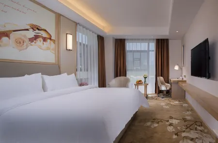 Vienna International Hotel (Chenzhou Guoqing South Road) Отели рядом с достопримечательностью «Wangxianling Scenic Tourist Area»